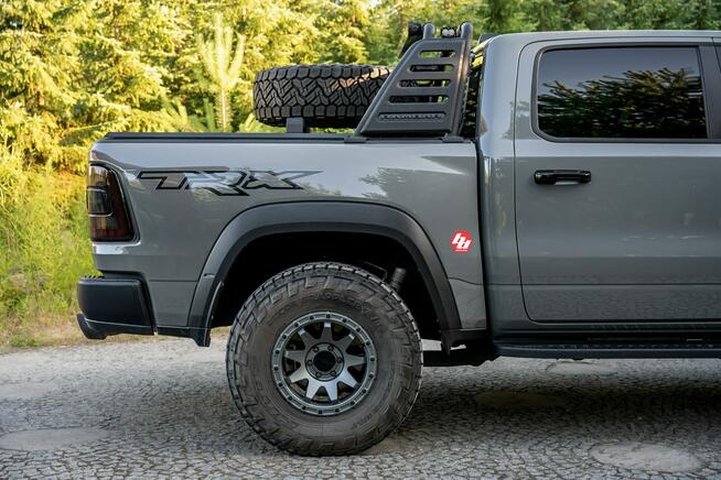RAM 1500 TRX Lunar Edition / 2.5 LIFT Eibach / BAJA DESIGNS / Salon Polska