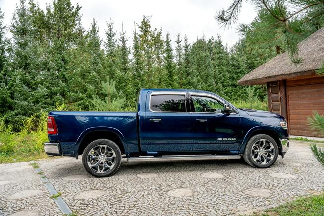 RAM 1500 5.7 V8 HEMI / Crew Cab LONG HORN LIMITED / Bogate wyposażenie / 2021