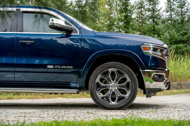 RAM 1500 5.7 V8 HEMI / Crew Cab LONG HORN LIMITED / Bogate wyposażenie / 2021
