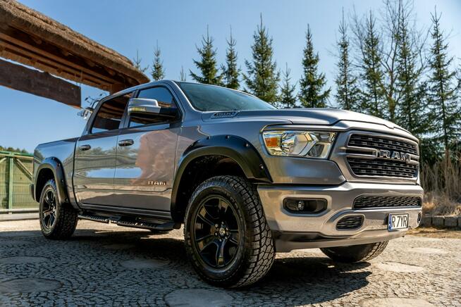 Dodge RAM 1500 / HEMI 5.7 V8 / E-TORQUE / 2022r Przebieg 1600km FV NEW