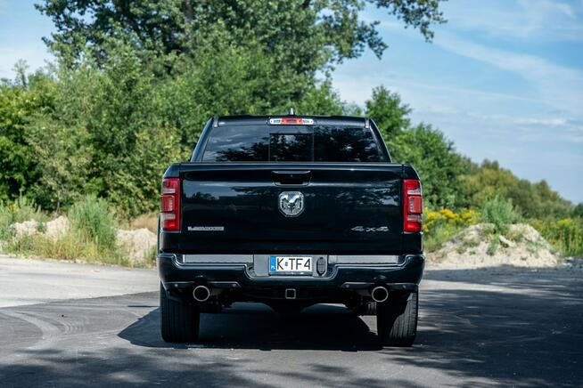 DODGE / RAM 1500 eTorque 5.7 V8 Faktura Kredyt Leasing Niski przebieg