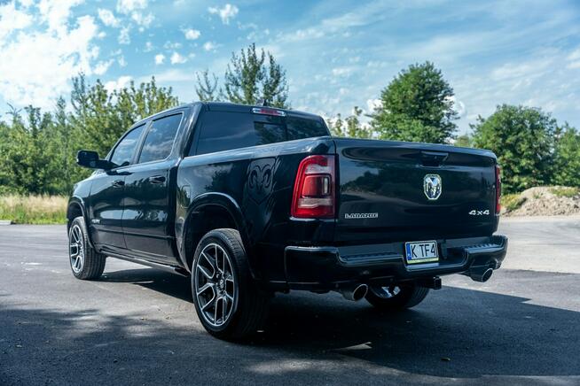 DODGE / RAM 1500 eTorque 5.7 V8 Faktura Kredyt Leasing Niski przebieg