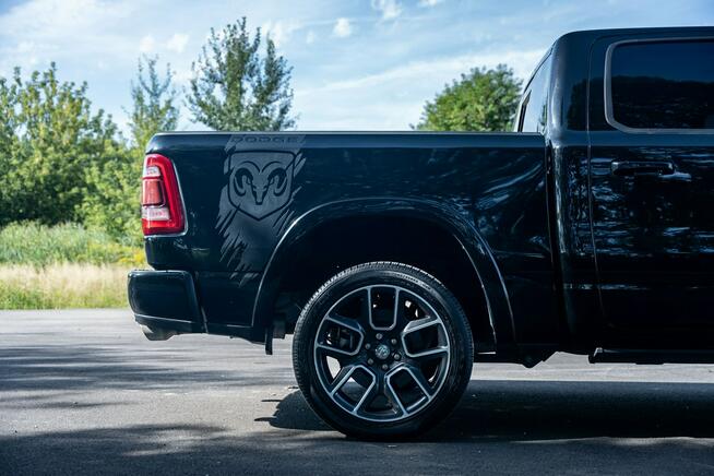 DODGE / RAM 1500 eTorque 5.7 V8 Faktura Kredyt Leasing Niski przebieg