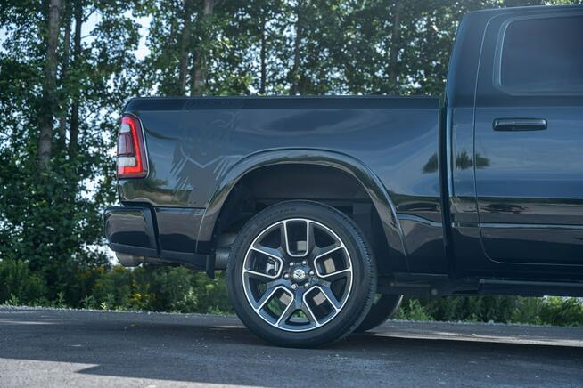 DODGE / RAM 1500 eTorque 5.7 V8 Faktura Kredyt Leasing Niski przebieg