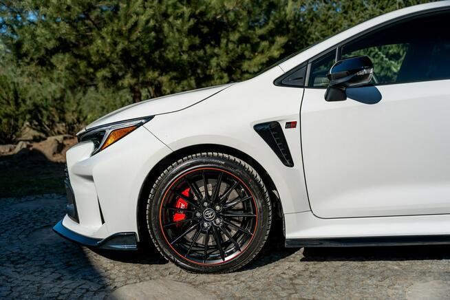 Corolla GR CORE 2024r 300KM Benzyna 4x4 Manual Nowy Faktura Leasing