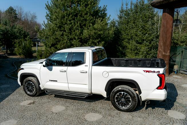 Toyota Tundra Crewmax Platinum