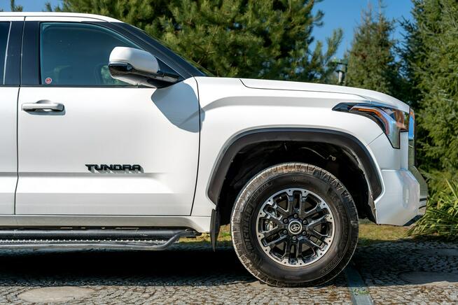 Toyota Tundra Crewmax Platinum