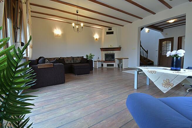 Dom Pietrzykowice gm. Kąty Wrocławskie, Szczęśliwa