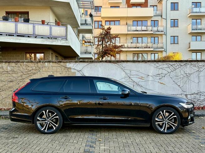 Volvo V90 T8 AWD Plug-In Hybrid R-Design
