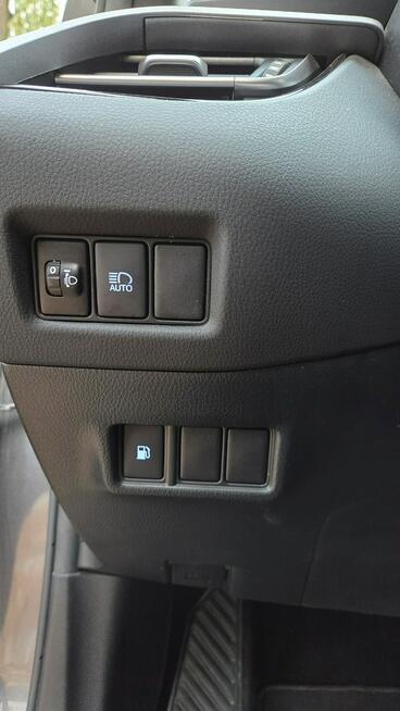 Toyota C-HR 1.8 HSD Lift 41 tyś km Ast. Pasa Distronic kamera Super Stan