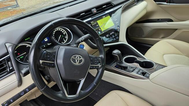 Toyota Camry 2.5 Hybrid FV 23% Salon PL Jasna Skóra Blisy Hand Free Navi Super Stan