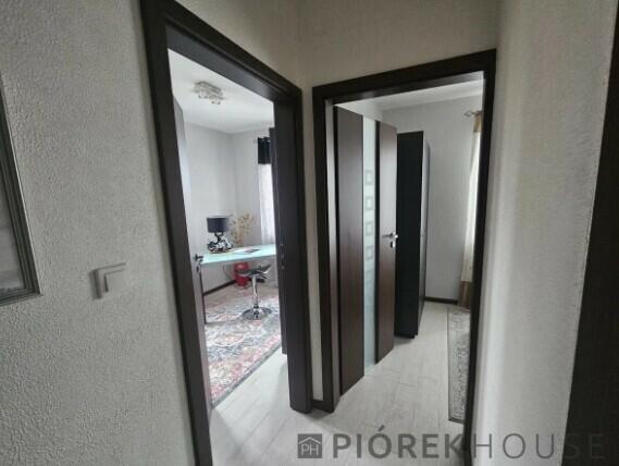 4-pokojowe mieszkanie w Markach