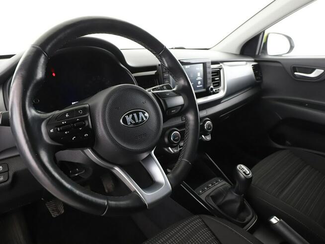 Kia Stonic klima auto grzane fotele czujniki parkowania