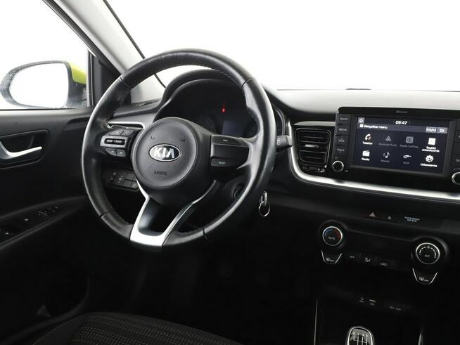 Kia Stonic klima auto grzane fotele czujniki parkowania