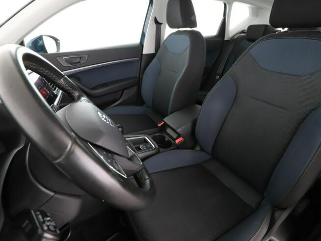 Seat Ateca FV23% navi klima auto grzane fotele czujniki parkowania