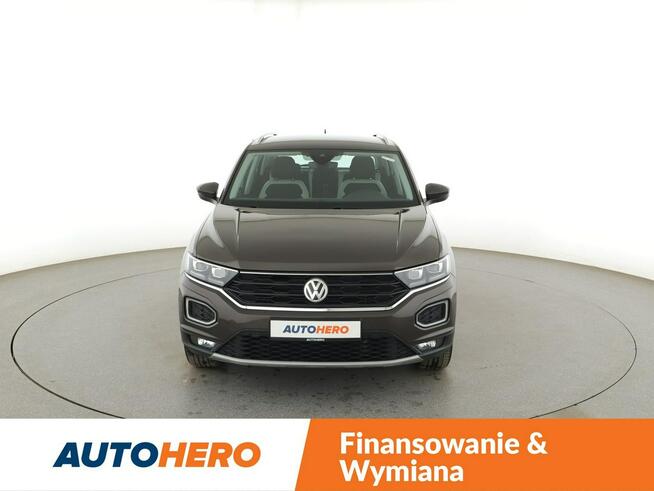 Volkswagen T-Roc full LED navi klima auto virtual cocpit czujniki parkowania