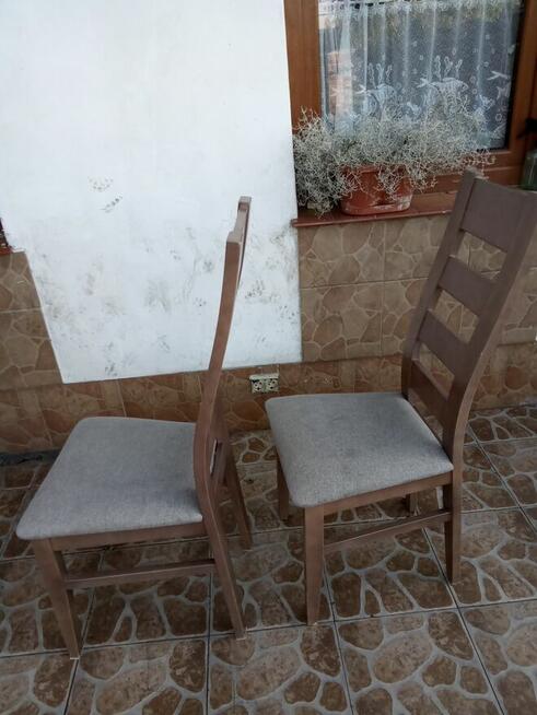 Sprzedam Krzesła Pokojowe Dwa Sztuki Okazja Polecam