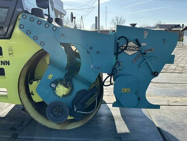 WALEC DROGOWY AMMANN AV130X