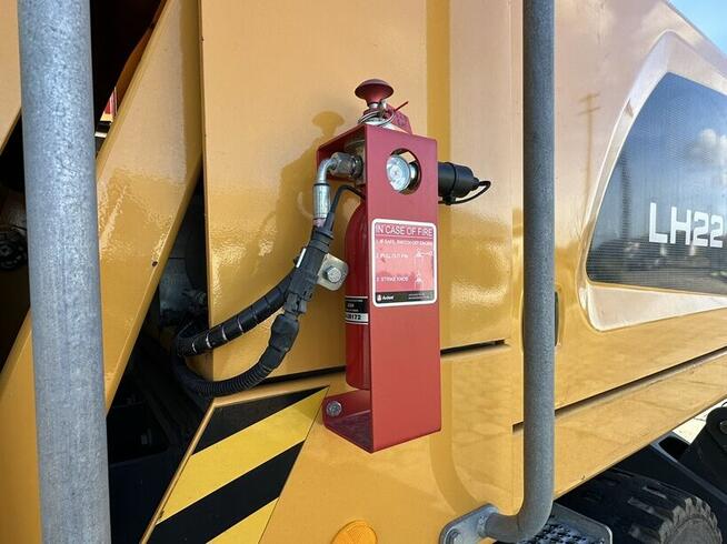 KOPARKA PRZEŁADUNKOWA LIEBHERR LH 22 M LITRONIC