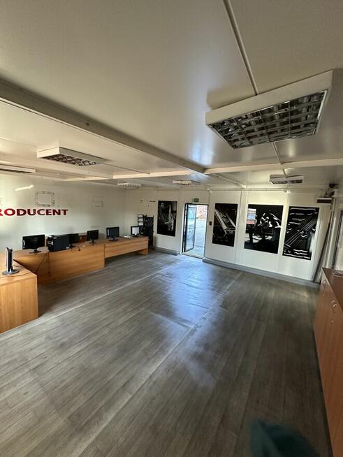 HALA 320M2 PLUS 700M2 BIURA I INNE W STREFIE MOCHÓW