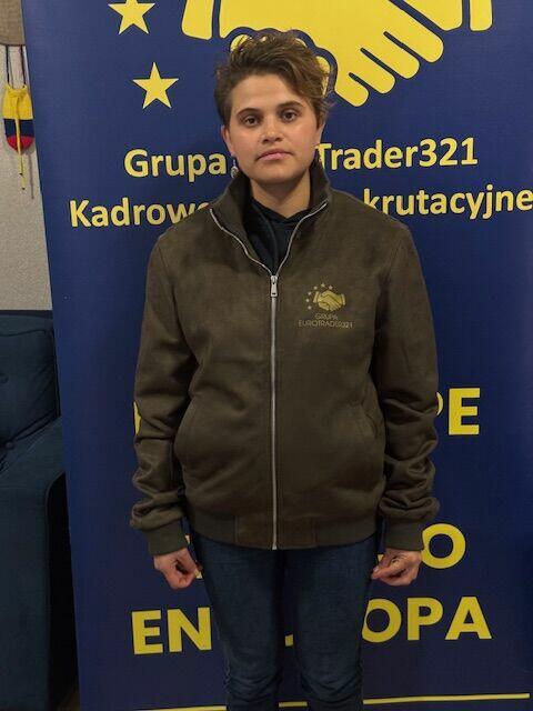 Pracownik biurowy z językiem Hiszpańskim w kadrowym biurze