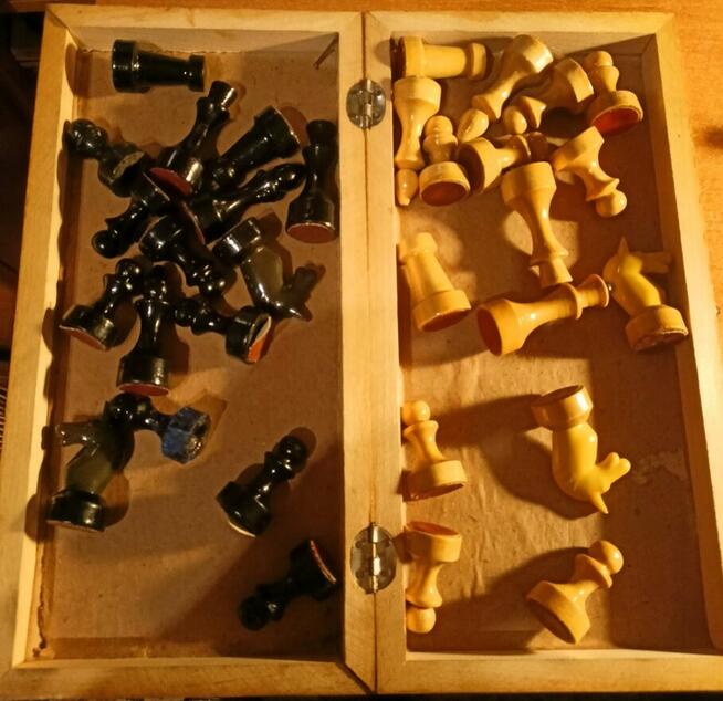 Radziecki zabytkowy zestaw szachowy Rosyjskie szachy