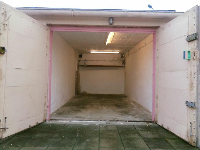 KONIN SPÓŁDZIELCÓW – WYNAJMĘ GARAŻ