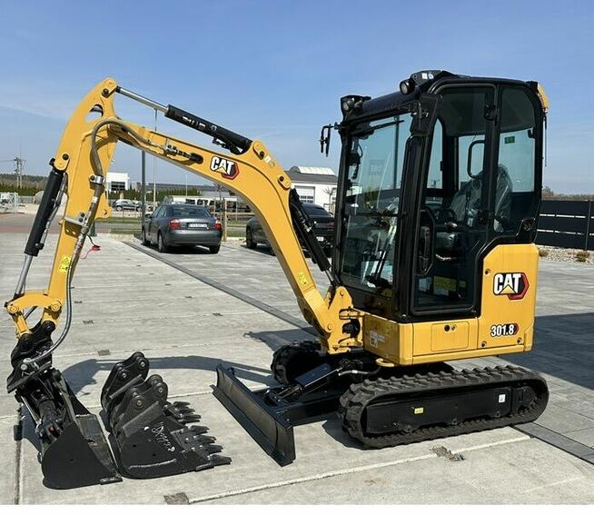 FABRYCZNIE NOWA MINIKOPARKA CATERPILLAR 301.8