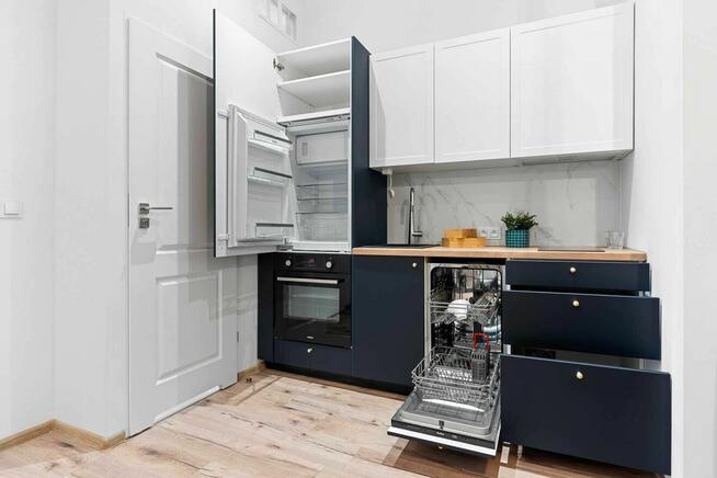 Przytulna tania kawalerka w centrum / Internet w cenie