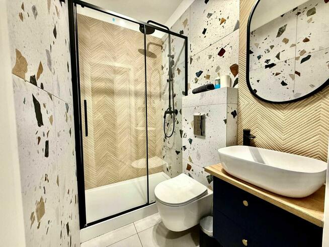 Przytulna kawalerka w centrum Katowic / Internet