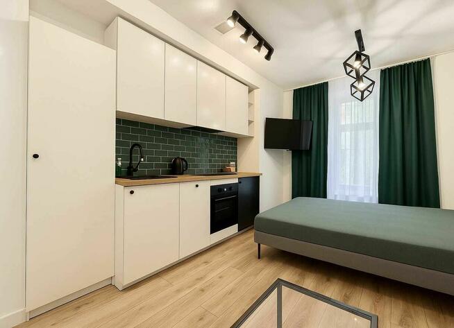 Przytulna kawalerka w centrum Katowic / Internet