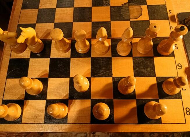 Radziecki zabytkowy zestaw szachowy Rosyjskie szachy