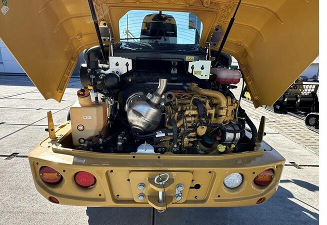 ŁADOWARKA KOŁOWA CATERPILLAR 906
