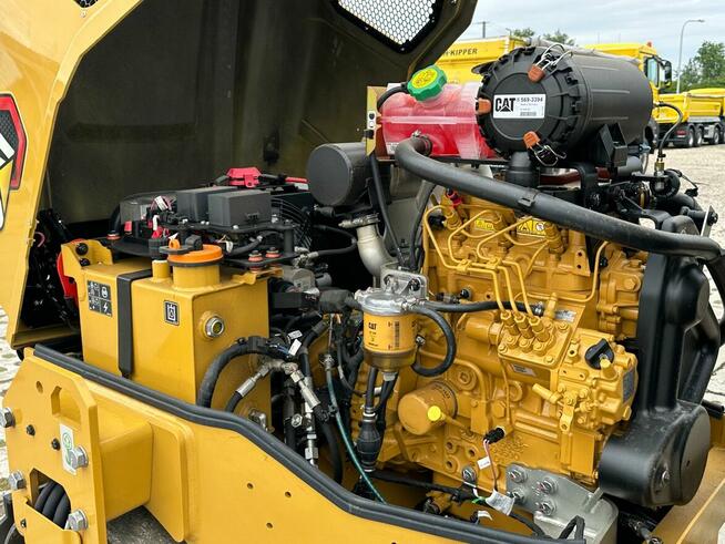 WALEC DROGOWY MARKI CATERPILLAR CB2.7 GC