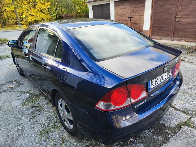 Honda Civic 1.8 LPG, 2008, sedan – zadbane wnętrze, sprawny