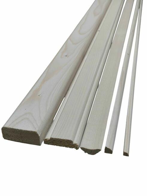 Drewno świerkowe – kantówki, deski, listwy, opaski, cokoły