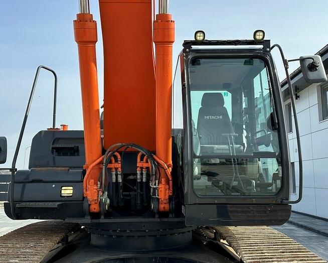 KOPARKA GĄSIENICOWA MARKI HITACHI ZX350LC-5B