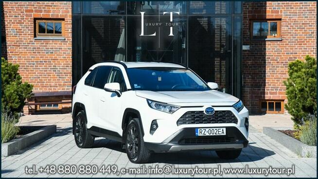 Przewozy biznesowe Rzeszów – Luxury Tour