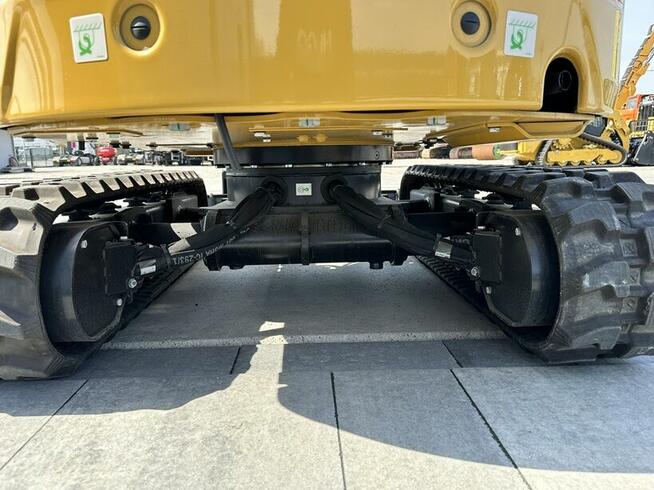 FABRYCZNIE NOWA MINIKOPARKA CATERPILLAR 301.8