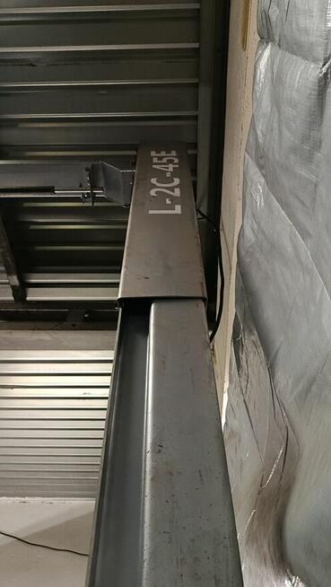 Zlecę montaż podnośnika aut osobowych w Kielnie k. Gdyni