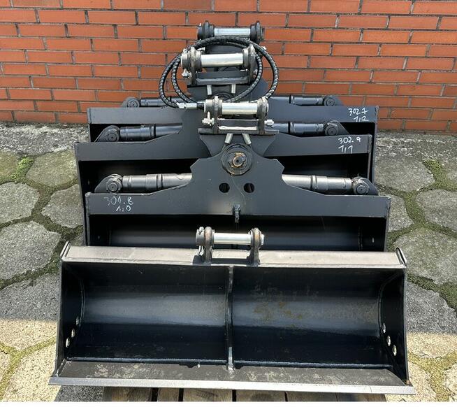 Fabrycznie nowe łyżki minikoparka CAT 301.6 301.8 302 CR 302