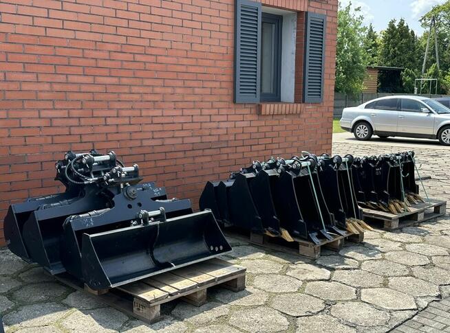 Fabrycznie nowe łyżki minikoparka CAT 301.6 301.8 302 CR 302