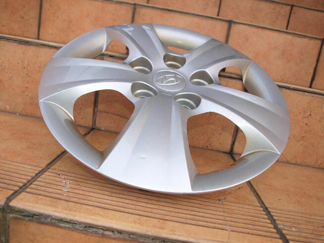 Hyundai kołpaki 15 oryginalne (komplet 4 sztuki)