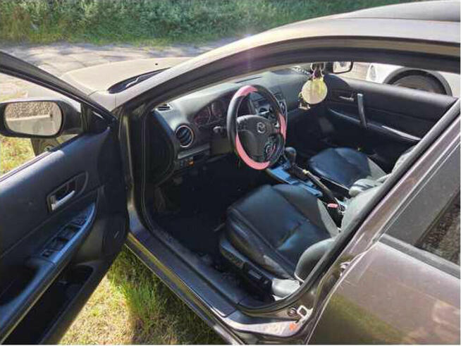 Syndyk sprzeda samochód Mazda 6, 2007 r.