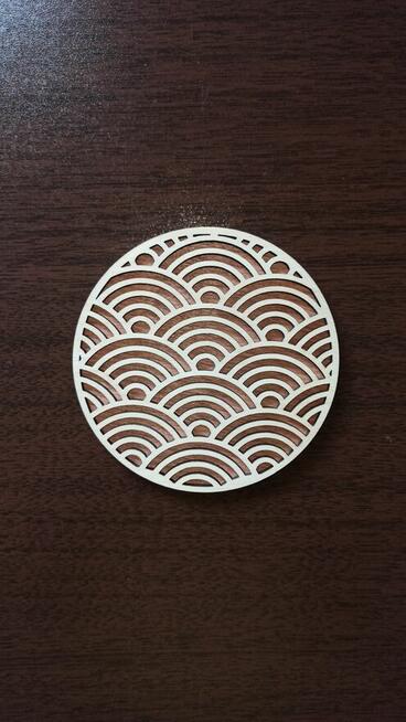 Drewniane Kolorowe Ażurowe Podkładki Pod Kubek