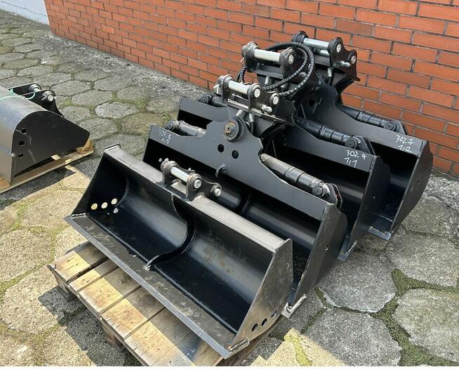 Fabrycznie nowe łyżki minikoparka CAT 301.6 301.8 302 CR 302