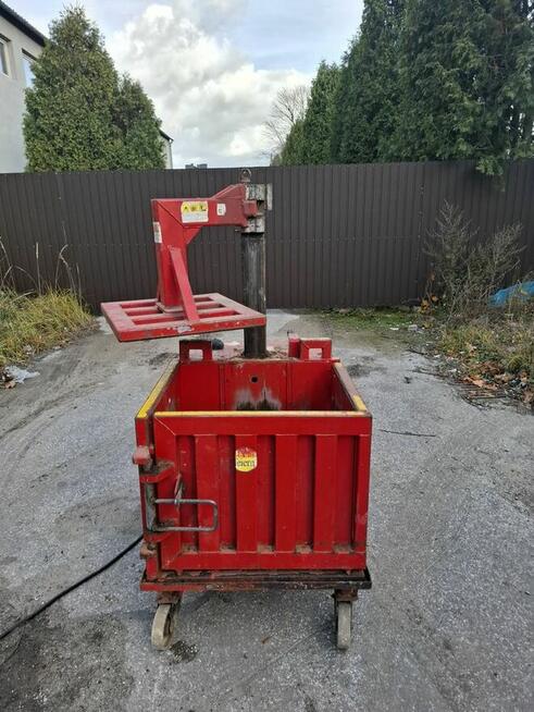 Belownica prasa kompaktor do foli kartonu makulatury śmieci