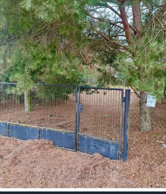 Sprzedam działkę nad jeziorem