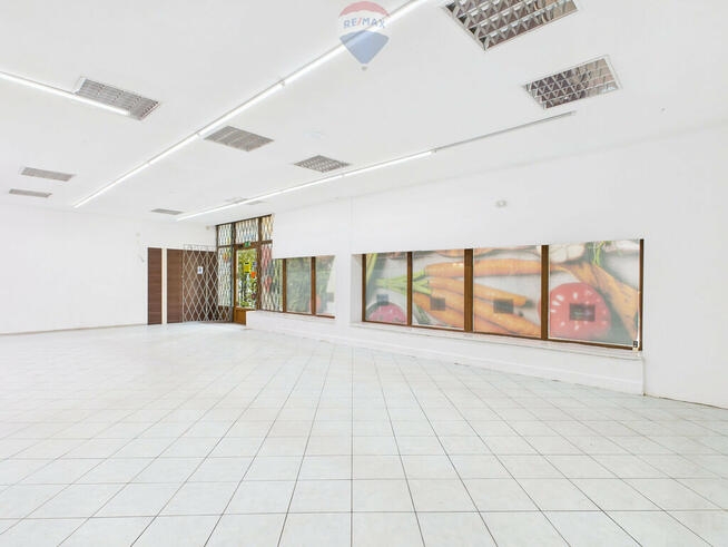 Lokal 130 m² | Witryny, media, potencjał