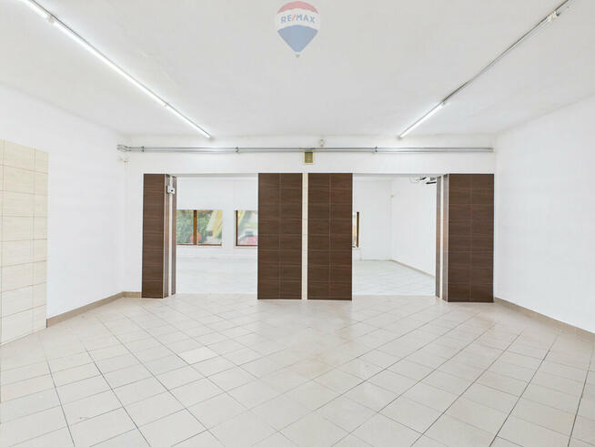 Lokal 130 m² | Witryny, media, potencjał